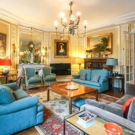 Beautiful Next To Invalides Parigi