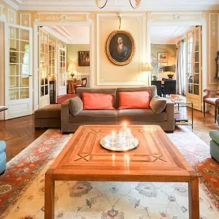 Beautiful Next To Invalides Parigi